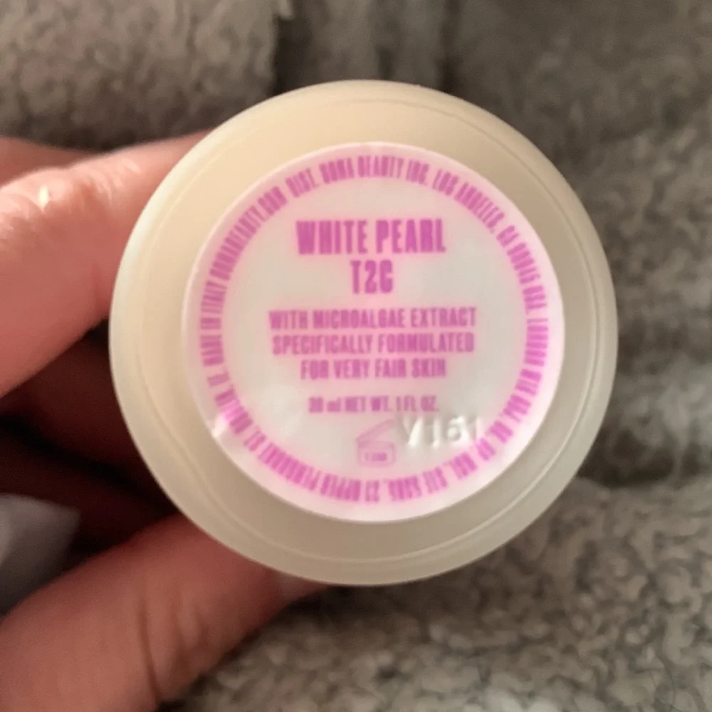 Uoma Say What? Foundation in White Pearl T2C